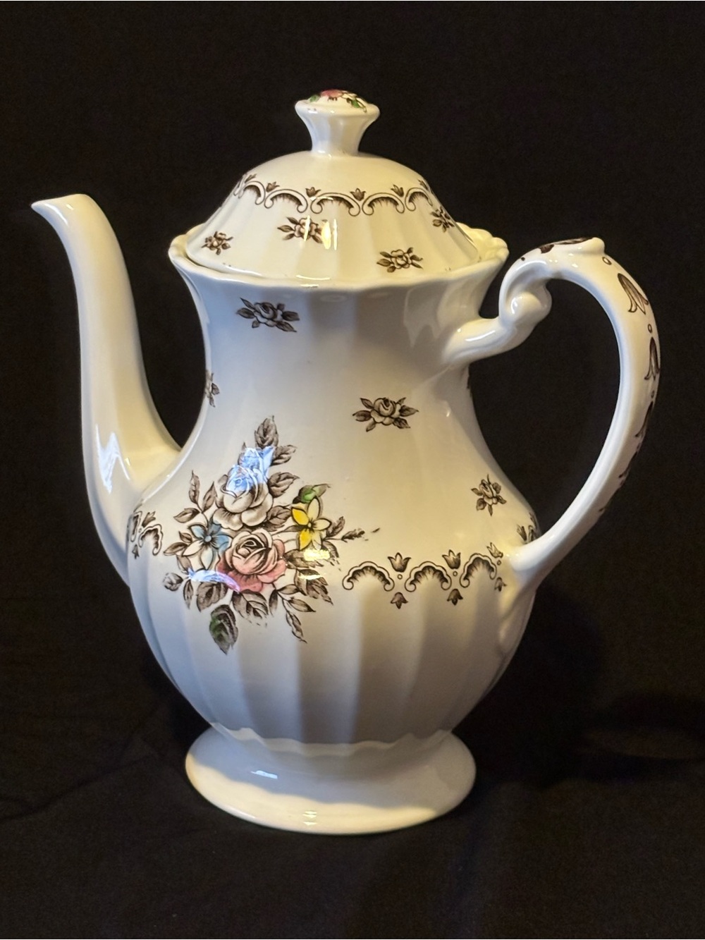 J & G Meakin “CHATSWORTH” Floral Teapot